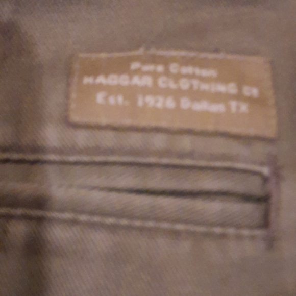 MEN'S  HAGGAR CLOTHING CO. DRESS PANTS  36/ 29. - Picture 2 of 7